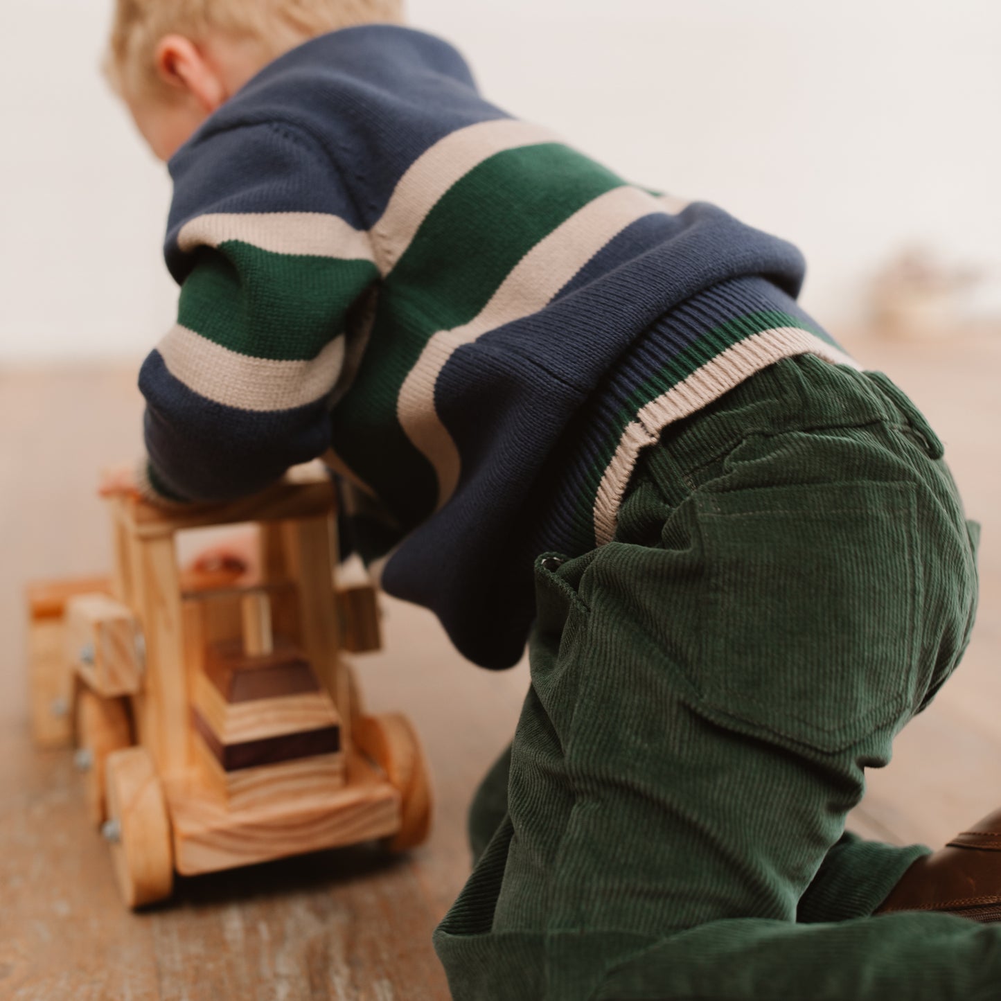 Miller Knit - Child playing wearing the jersey